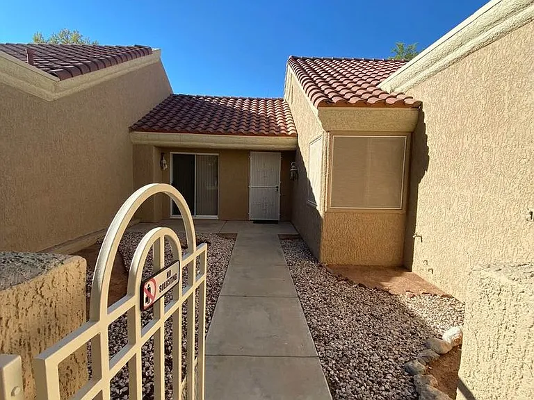 9033 Gemstone Dr — Photo 13