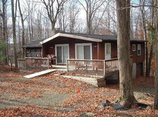 282 Sunset Ct, Lake Ariel, PA 18436