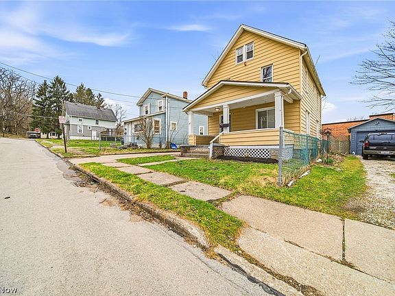 2nd image of 320 Fox Dr