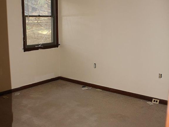 4th image of 1087 Nanroc Dr