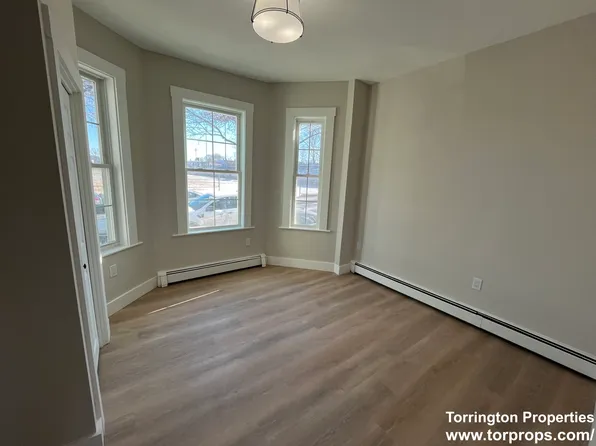17 M St APT 1, Boston, MA 02127