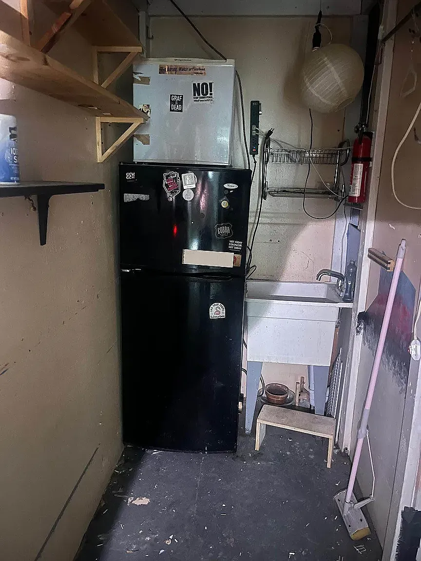 104 Meserole Street — Photo 4
