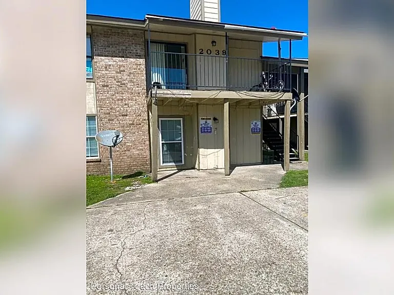 1434 Jasper Ave — Photo 1