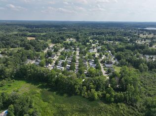 3305 Summit Rd, Ravenna, OH 44266