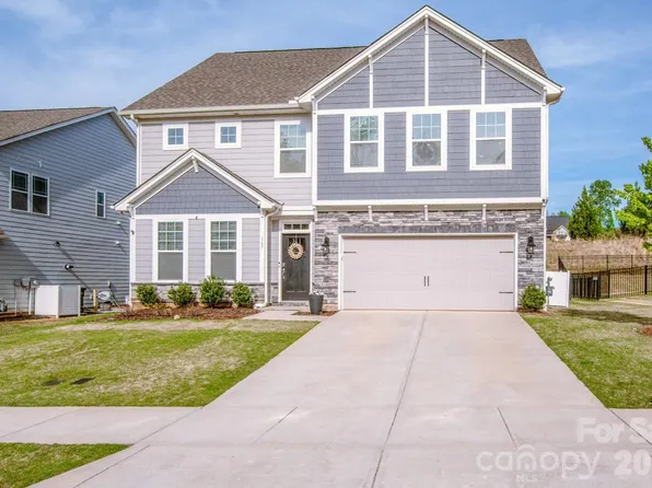 167 Rhuidean Ct, Troutman, NC 28166