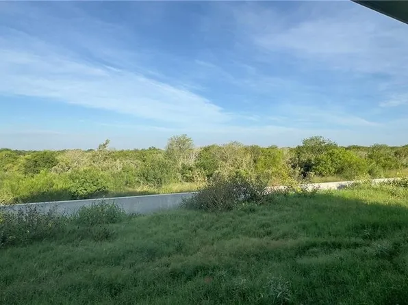 4009 Ranch Lake Dr, Corpus Christi, TX 78413