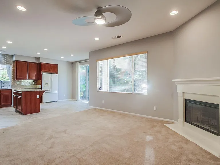 3567 Pebble St — Photo 5