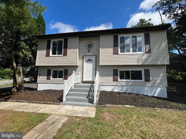 1727 Red Feather Trl, Browns Mills, NJ 08015