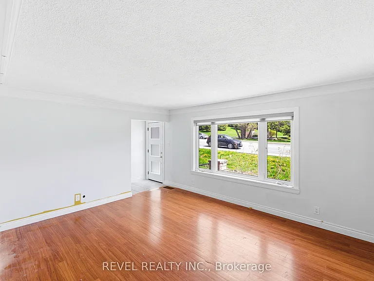990 Harmony Rd N #MAIN — Photo 6