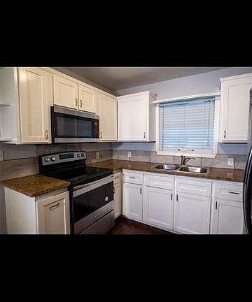 4th image of 2603 Magnolia Dr