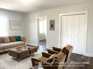 30 Classic Ave #3, Welland, ON L3B1P4