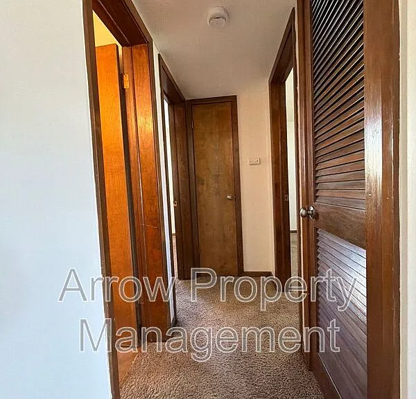 3831 S 46th St #1 — Photo 7