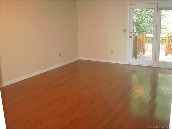 4th image of 246 Georgetown Dr #246