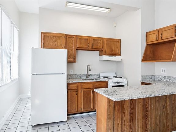 3rd image of 1315 Saint Andrew St APT 2