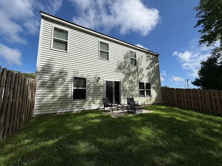 386 High Ridge Ct — Photo 26