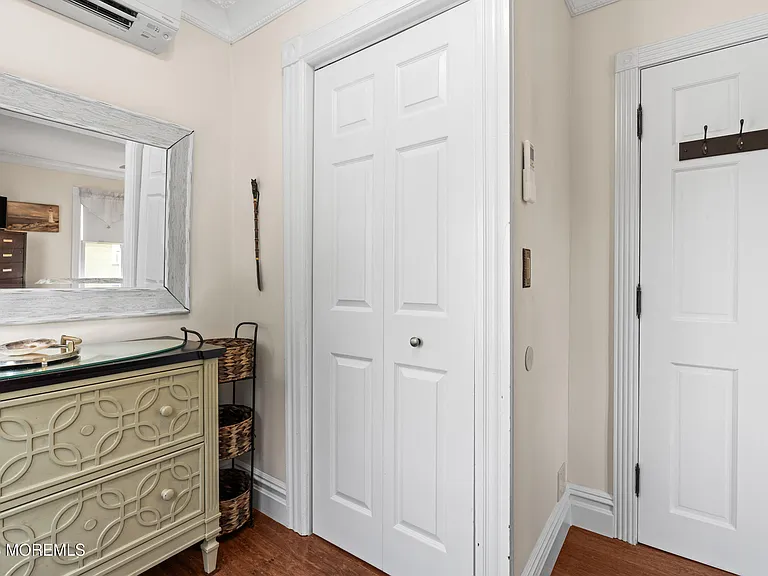 75 Webb Ave #UPPER -WEEKLY — Photo 21