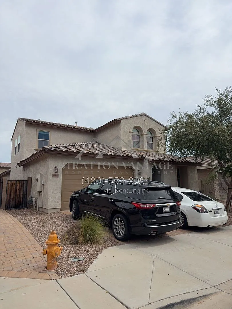 5 bed, 3.0 bath, 2746 sqft, $2,750 — Photo 1