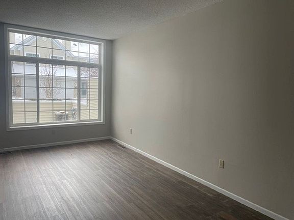 3rd image of 15353 Greenhaven Ln APT 104