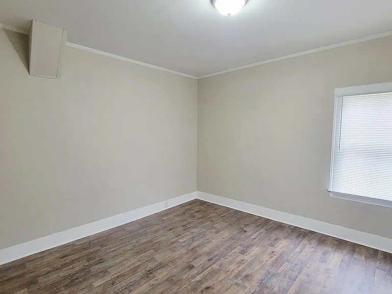 1230 Tank Ct — Photo 5