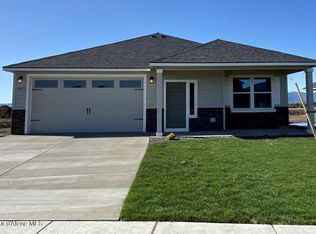 6639 W Irish Cir, Rathdrum, ID 83858