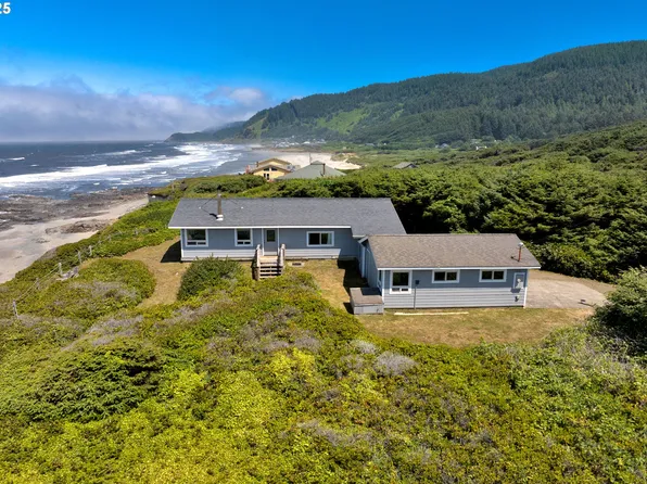 95080 Highway 101 S, Yachats, OR 97498