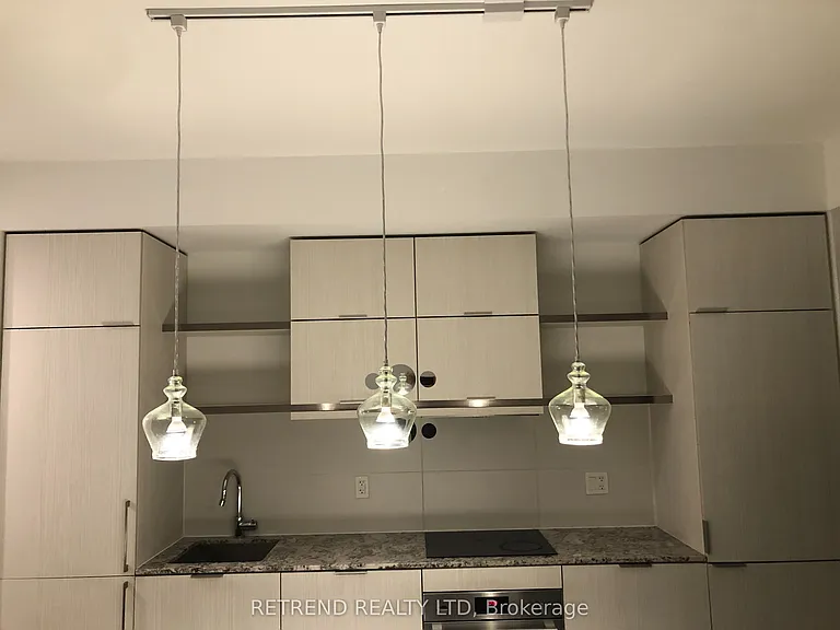 197 Yonge St #4704 — Photo 8
