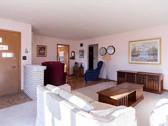 4th image of 1003 Woodland Dr
