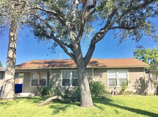 109 Maple Dr, Portland, TX 78374