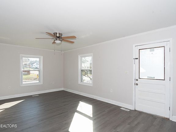 4th image of 602 McGinley St
