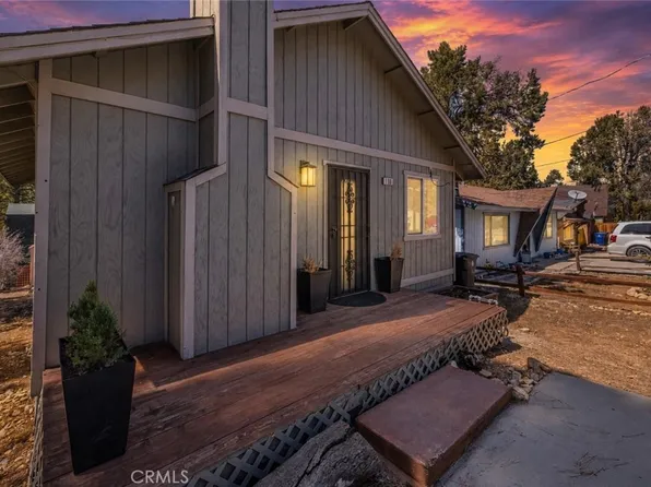 196 Sunset Ln, Big Bear City, CA 92386