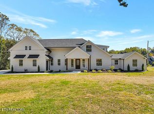 110 Broady Ln, Maryville, TN 37803
