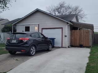 4417 Cedar St, Corpus Christi, TX 78411