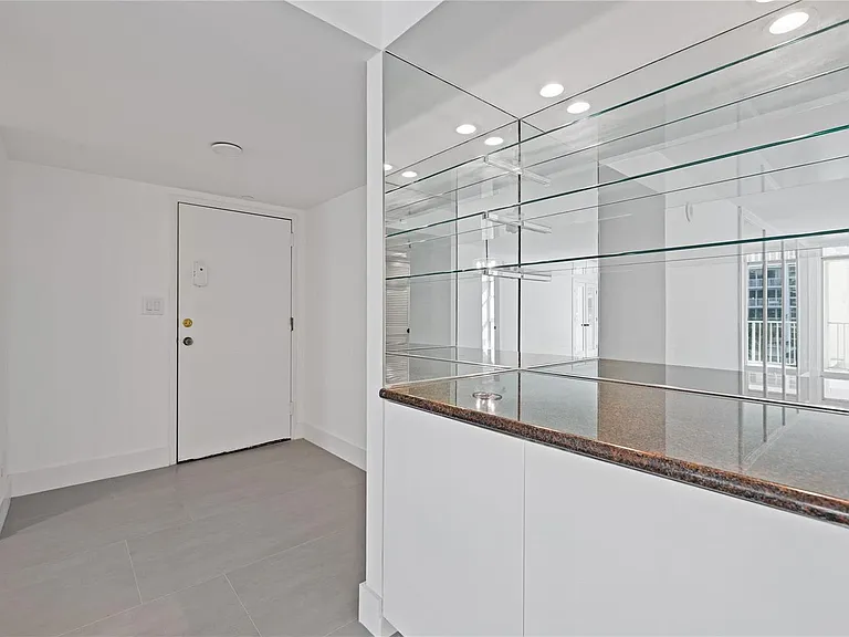 1360 S Ocean Blvd #403 — Photo 29