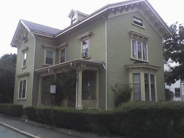 2nd image of 5 Lincoln Rd #1