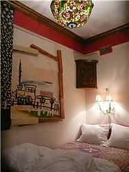 Rented by R New York