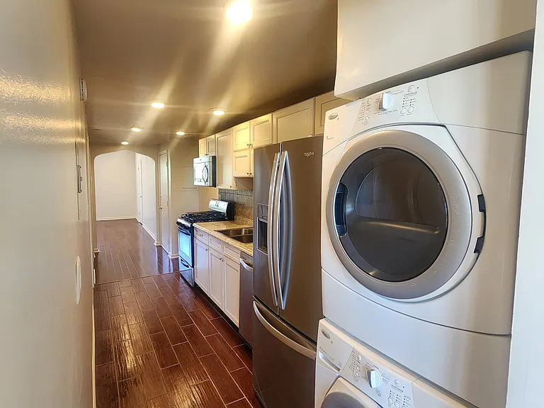 953 Randolph St NW #D — Photo 12