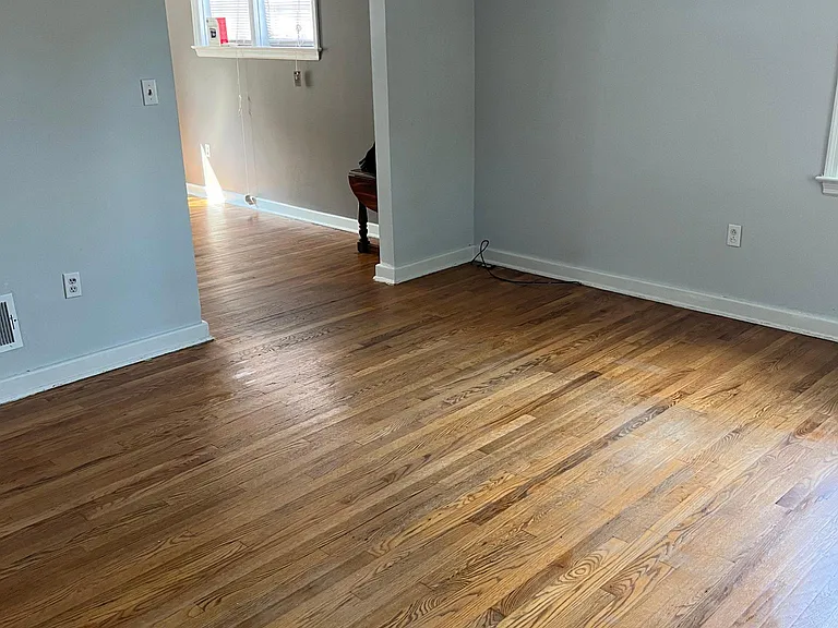 815 Rolridge Ave — Photo 3
