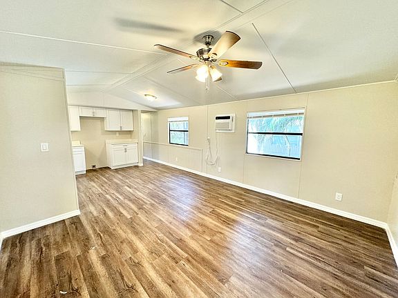 5th image of 1252 Henderson Creek Dr #7