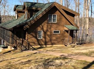 488 Olde Forest Rd, Clarksville, VA 23927