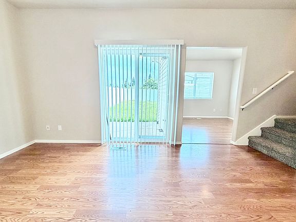 4th image of 5832 & 5830 SE Glen Echo Ave #5830