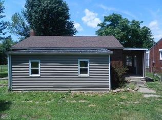 1240 Arapahoe Rd SE, Massillon, OH 44646