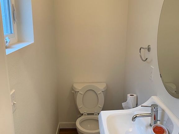 5th image of 12026 32nd Ave NE #C
