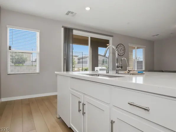9829 Adrian Peak St, Las Vegas, NV 89143