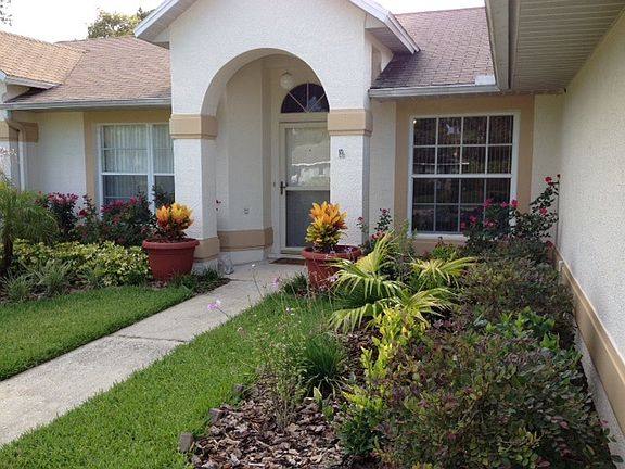 4th image of 644 Mountain Way Ave