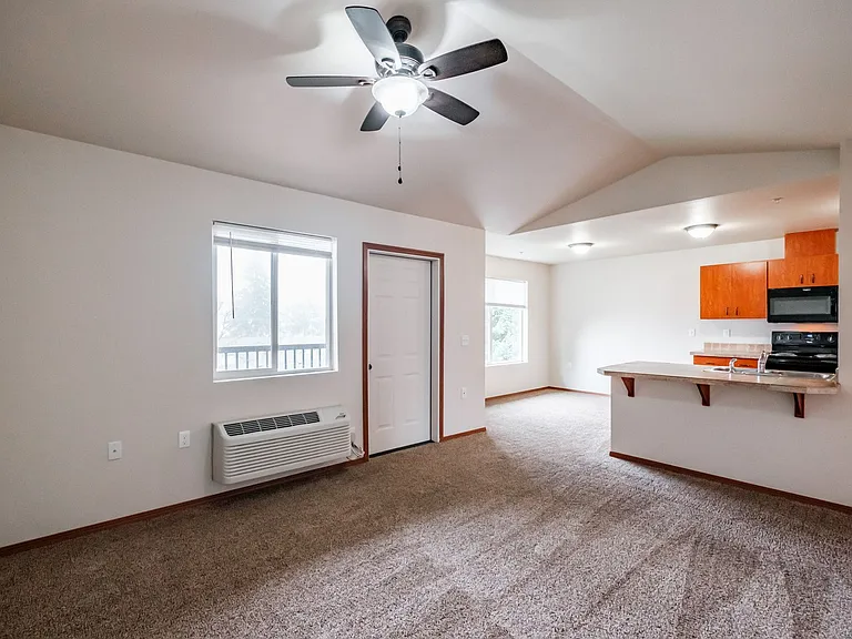 Aspen Place Apartments — Photo 53