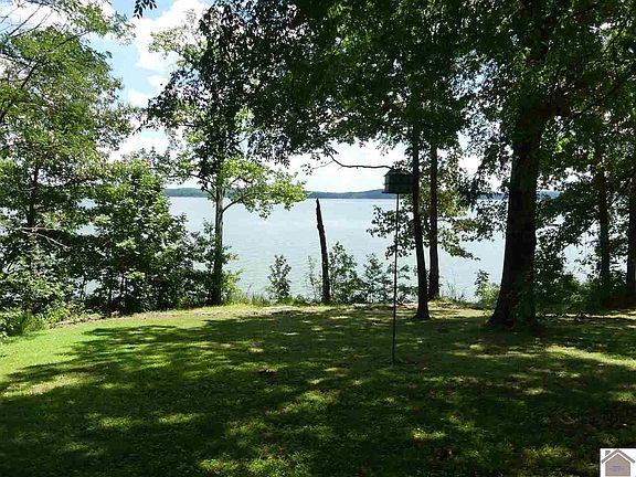 5th image of 318 Red Water Dr