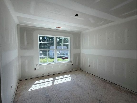 4th image of 21305 Rutledge Ave