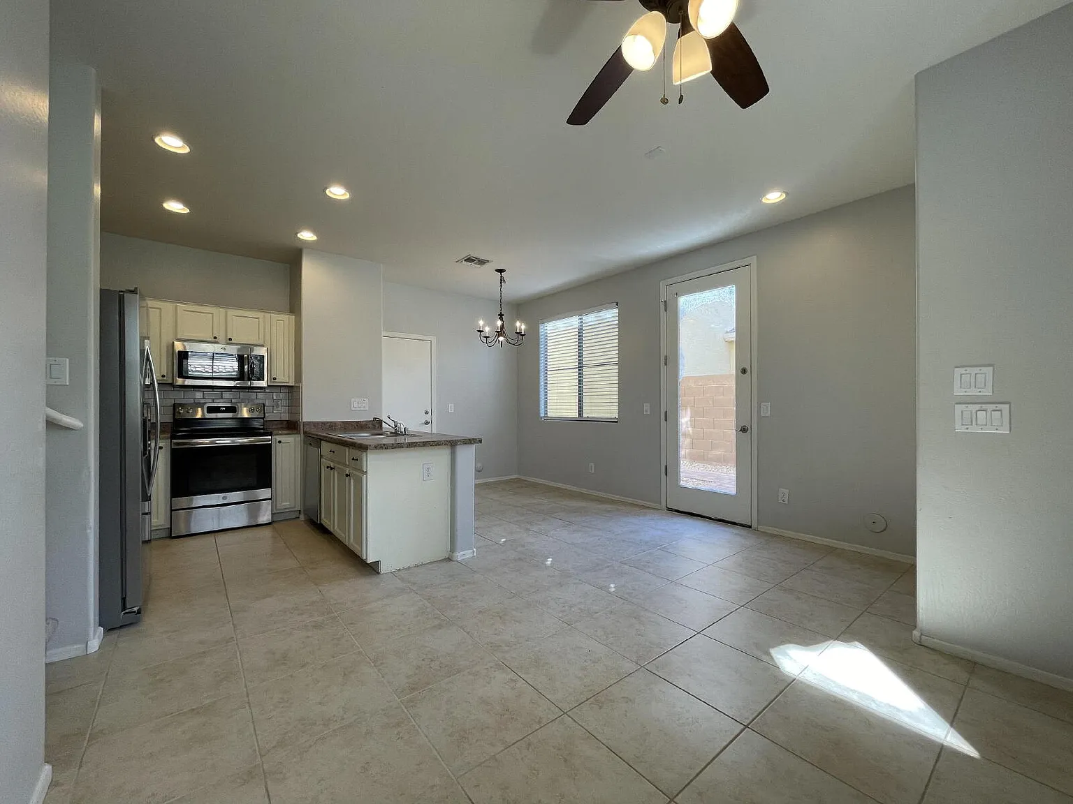 451 S Hawes Rd #77 Mesa, AZ — Photo 2