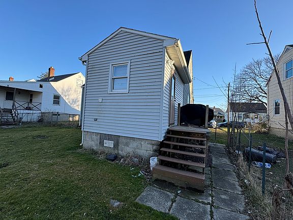 525 Gaines St, Elmira, NY 14904 | MLS #273906 | Zillow