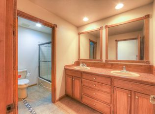 1103 Division St, Camas, WA 98607